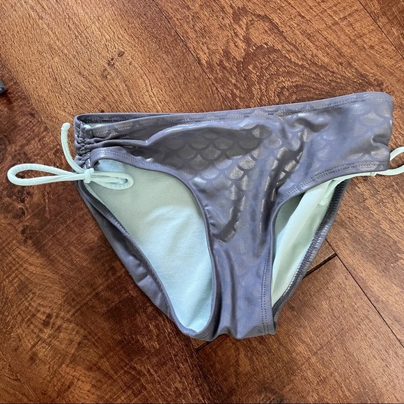 Justice girls mermaid 2 two piece bikini Sz 10 gray mint green shiny - Picture 4 of 6